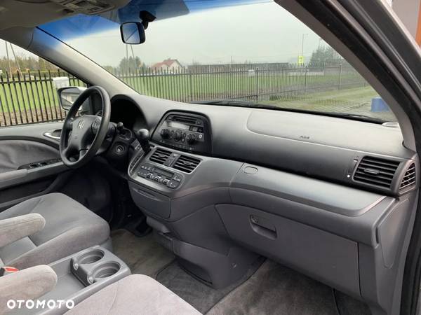 Honda Odyssey 3.5 EX - 12