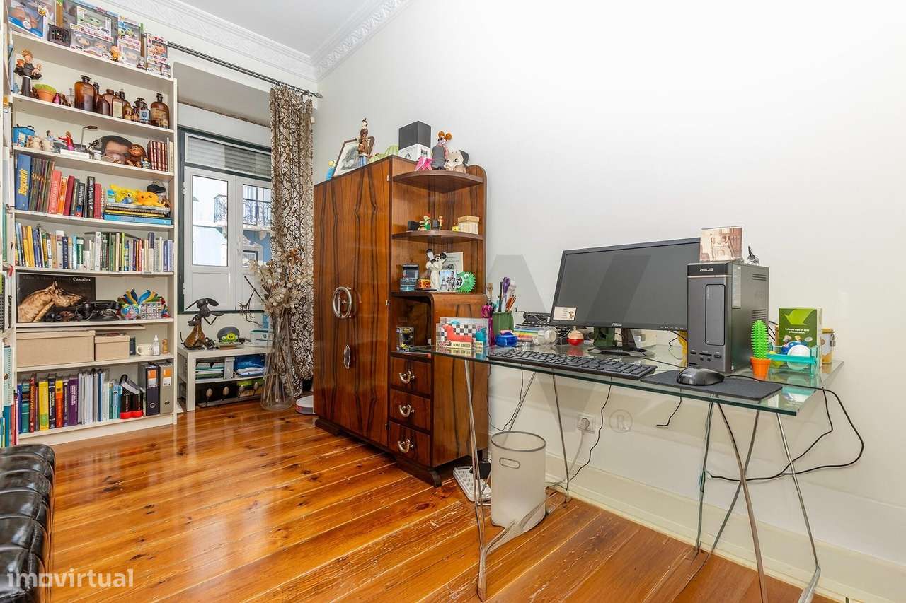 Apartamento T3 com charme histórico no coração de Lisboa - Grande imagem: 5/29
