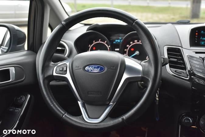 Ford Fiesta 1.0 EcoBoost Titanium - 11