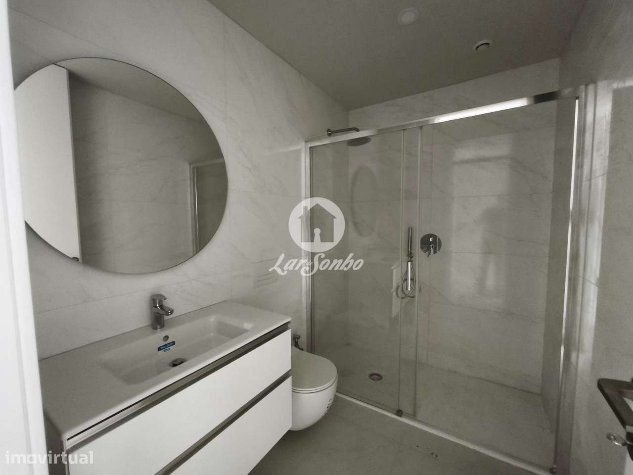 Apartamento T4 Duplex em Barcelos-7