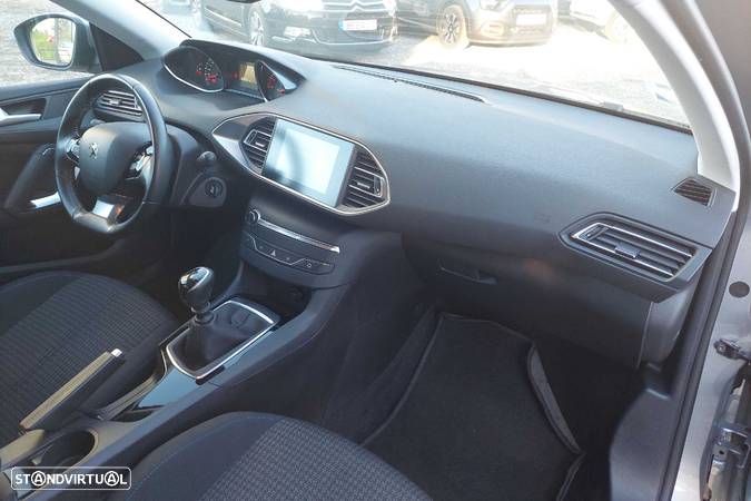 Peugeot 308 SW 1.5 BlueHDi Style - 9