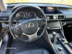 Lexus Seria IS 300h Aut. Luxury - 15