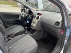 Opel Corsa 1.4 16V Cosmo - 11