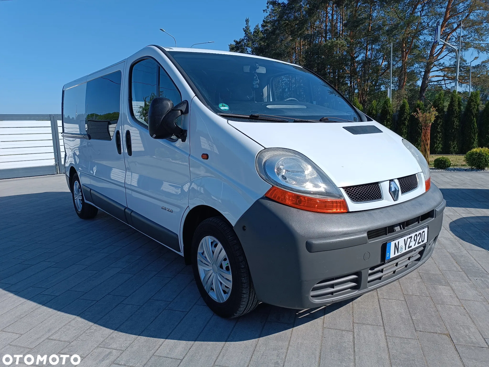 Renault Trafic - 2