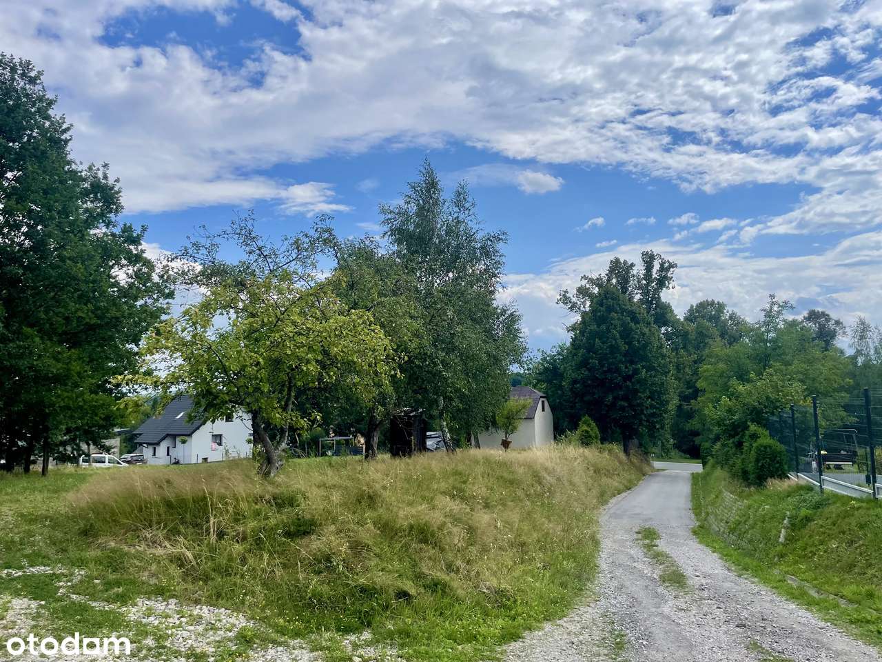 Duża Działka Budowlana 40km od Krakowa!-2