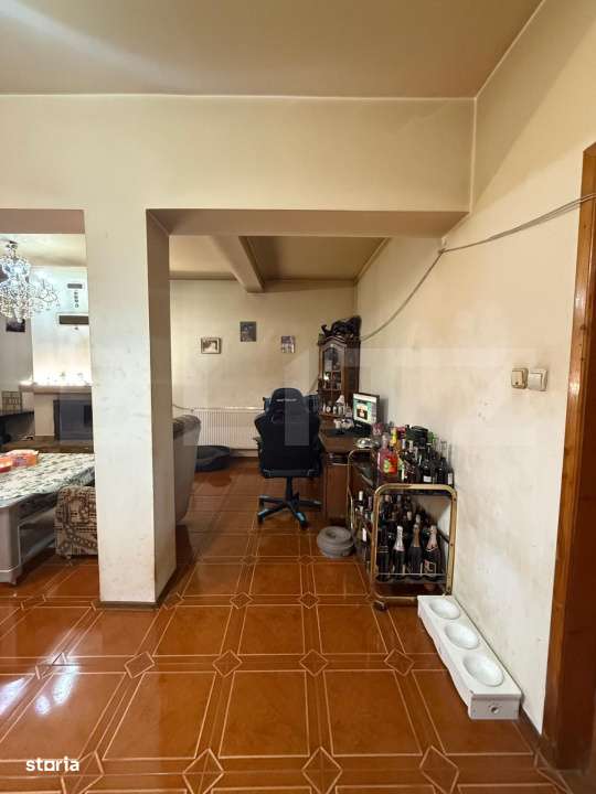 Casa 6 camere, zona Bariera Bucuresti - Imagine principală: 4/19