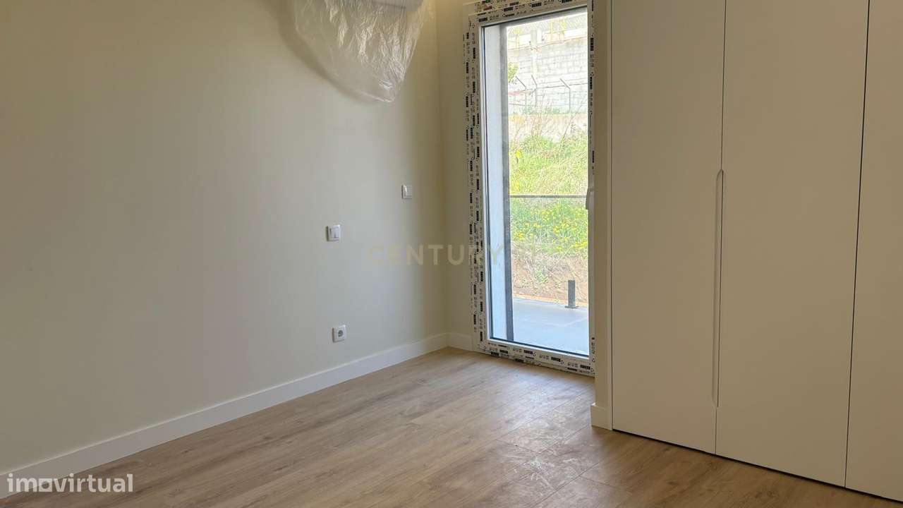 Moradia independente à venda em Famões, Odivelas-27