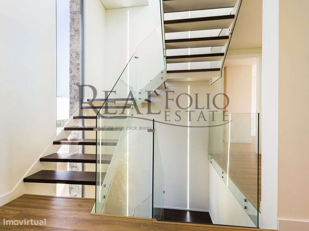 Moradia T4 com piscina em Cascais-13