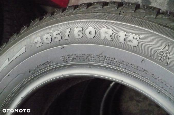 MICHELIN Alpin A4 205/60R15 7,5mm 2021 - 2