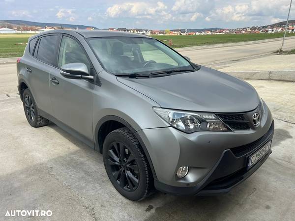 Toyota RAV4 - 6