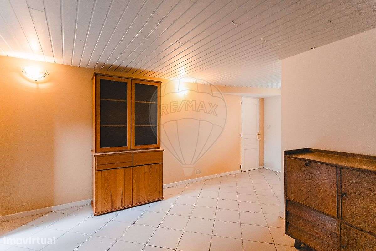 Moradia T2 para venda-9