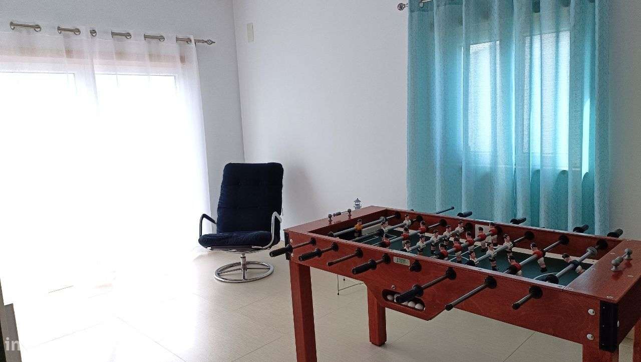 Moradia térrea isolada T4+1 | Piscina | Logradouro-42