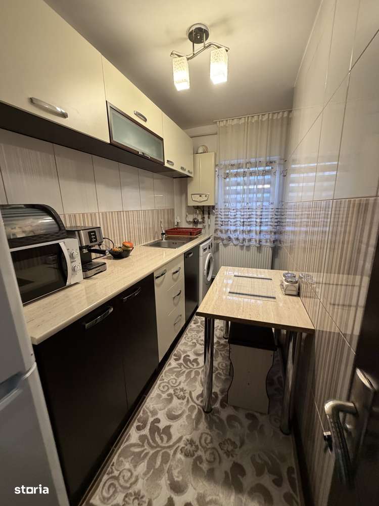 Garsoniera Mioveni, Et2, Robea, Cf. Sporti, 40 mp, mobilata si utilata-1