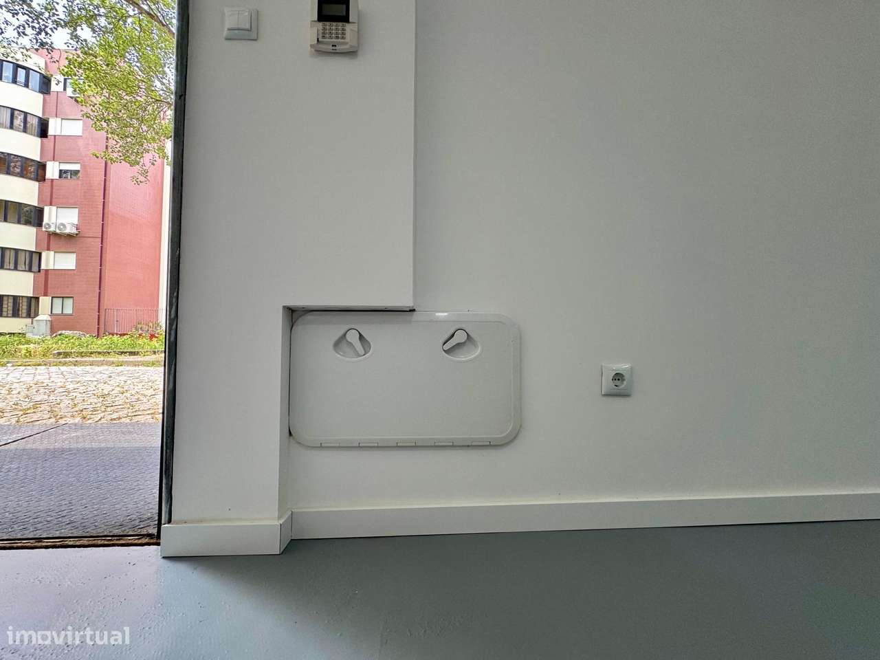 Garagem com excelentes áreas-15