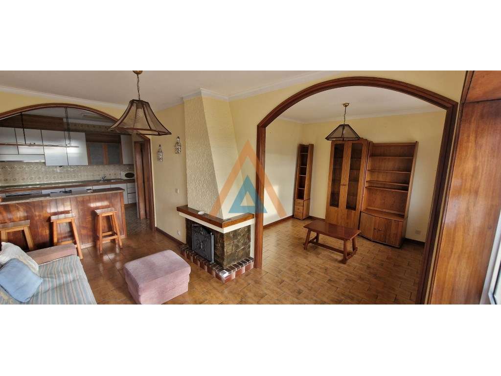 MORADIA - ARRENDAR - Grande imagem: 4/8