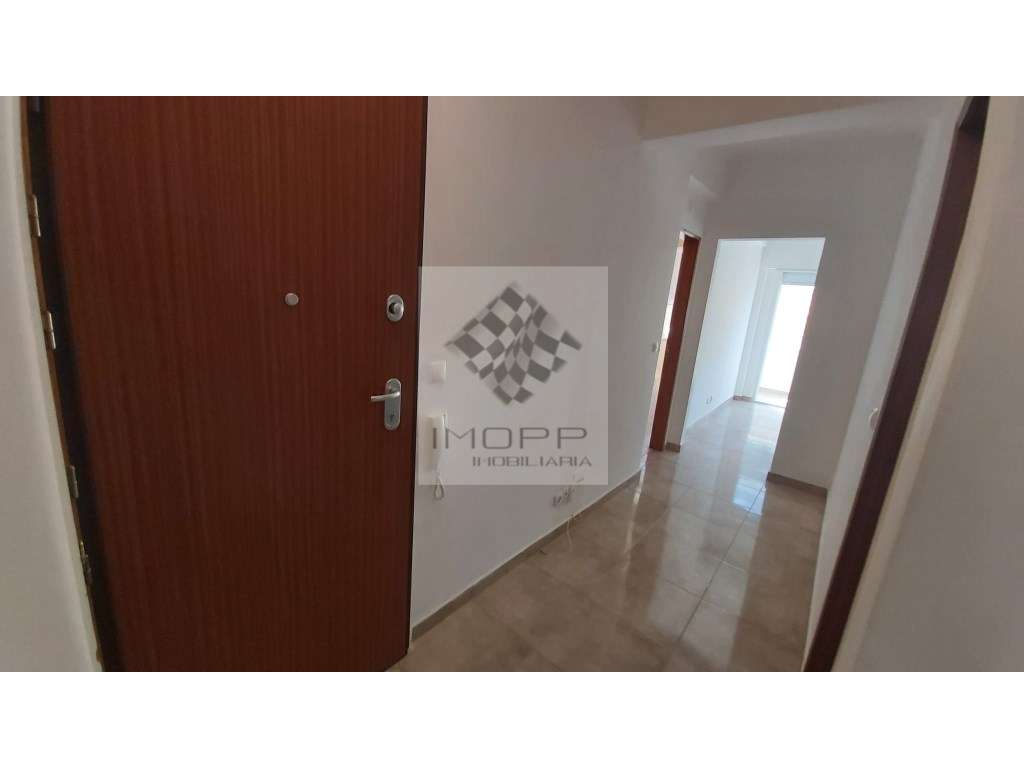 Apartamento T1 em Campo de Ourique - Grande imagem: 4/20