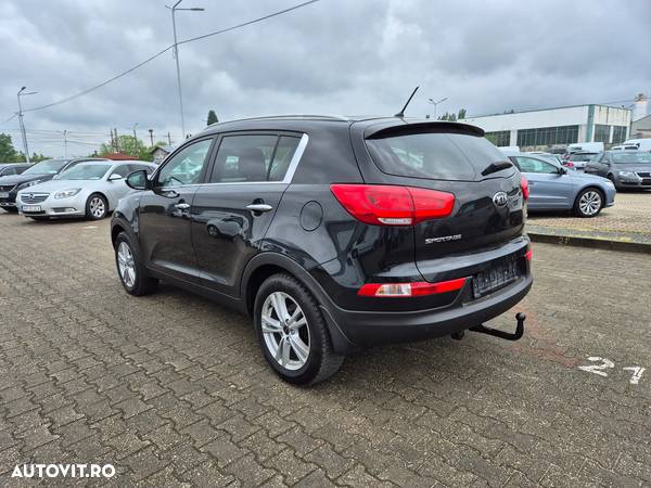 Kia Sportage 2.0 CRDI 4WD Attract - 5