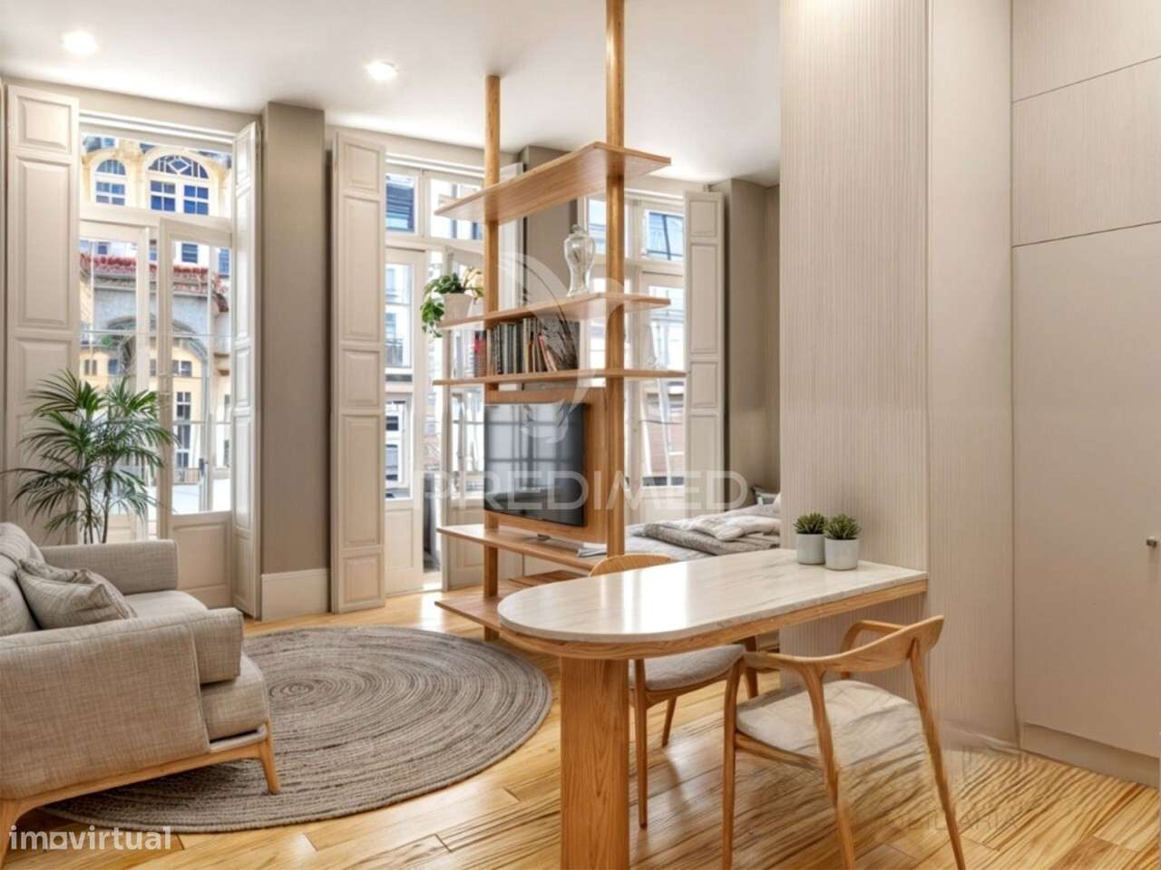 Apartamento T1 Com Varanda Em Predio Novo No Centro Historico De B