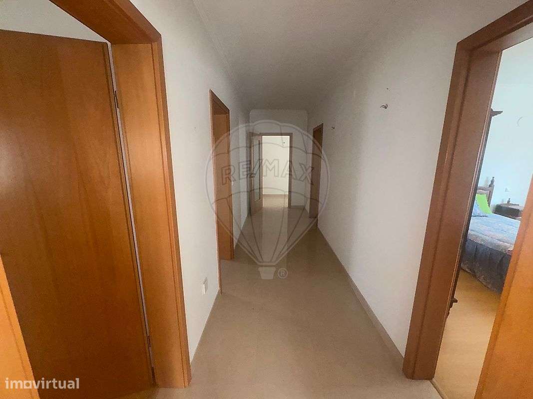 Moradia T4 para venda-26