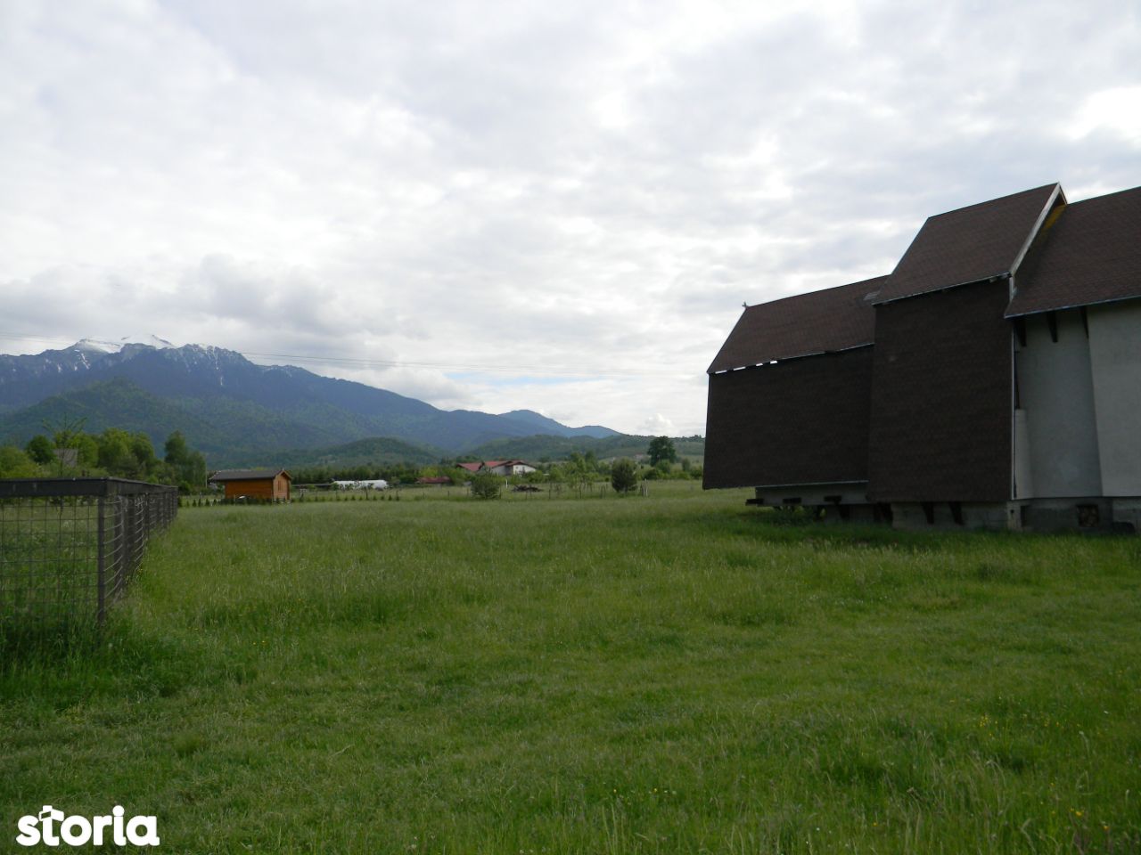 Casa de vanzare amplasata pe un teren de 600 mp, in Glajerie, Rasnov