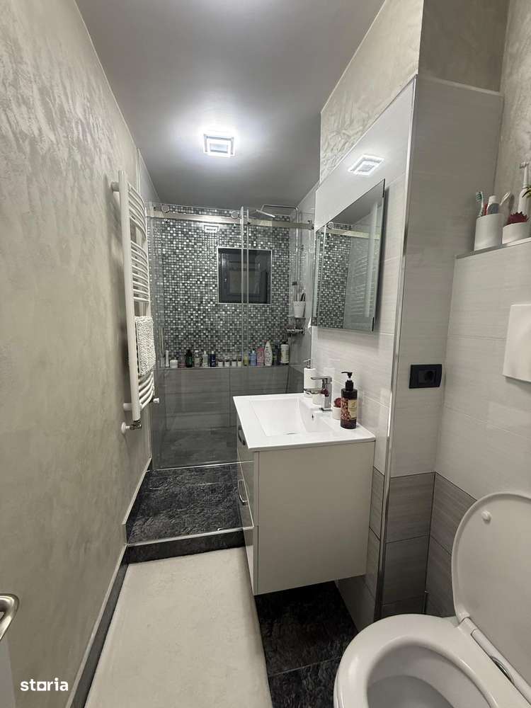 Apartament 3 camere complet renovat • Parter • Zona Comisia  Centrala-16