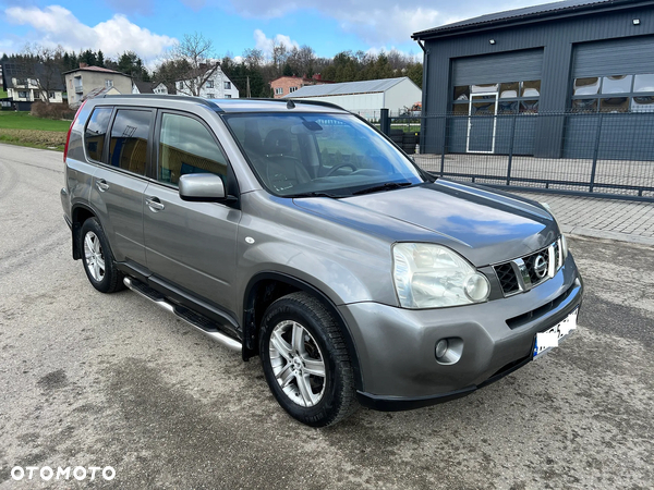 Nissan X-Trail 2.0 dCi XE - 3