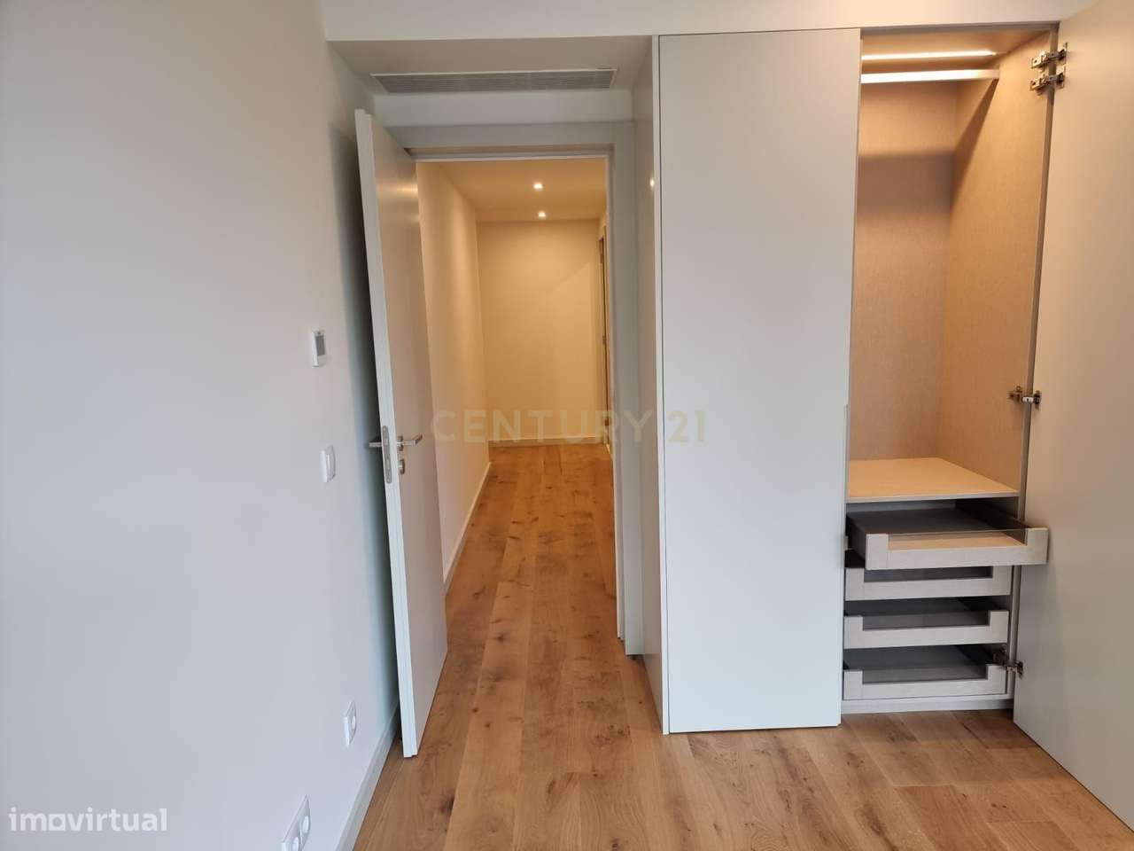 Apartamento T2 + 1 Moderno – Empreendimento Magnólia | Avenida João Si-11