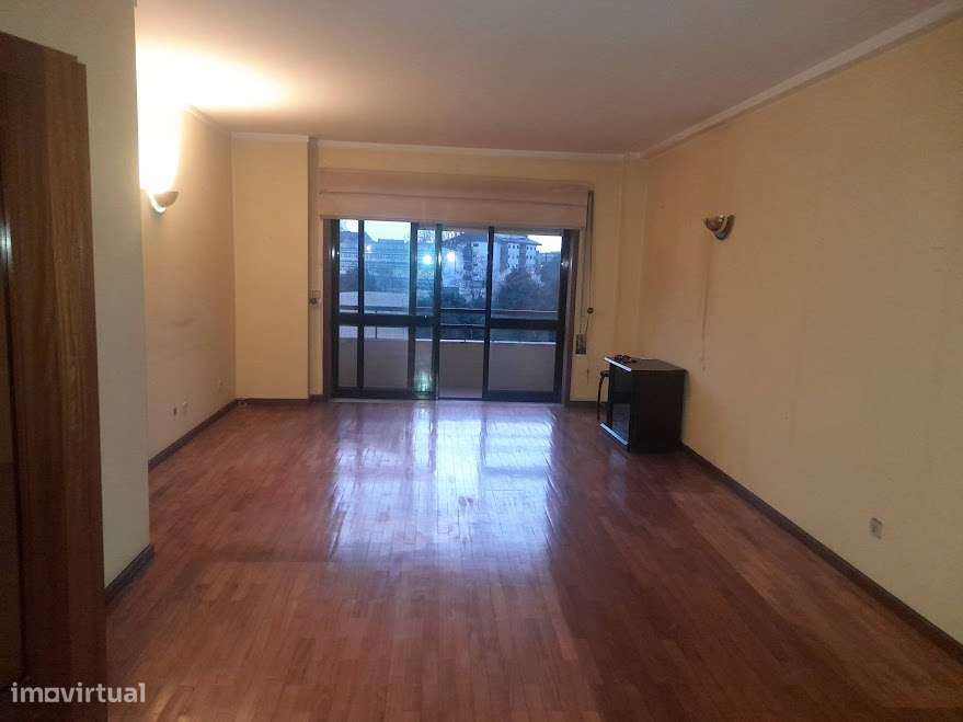 T3 Com suite junto Hospital Prelada-13