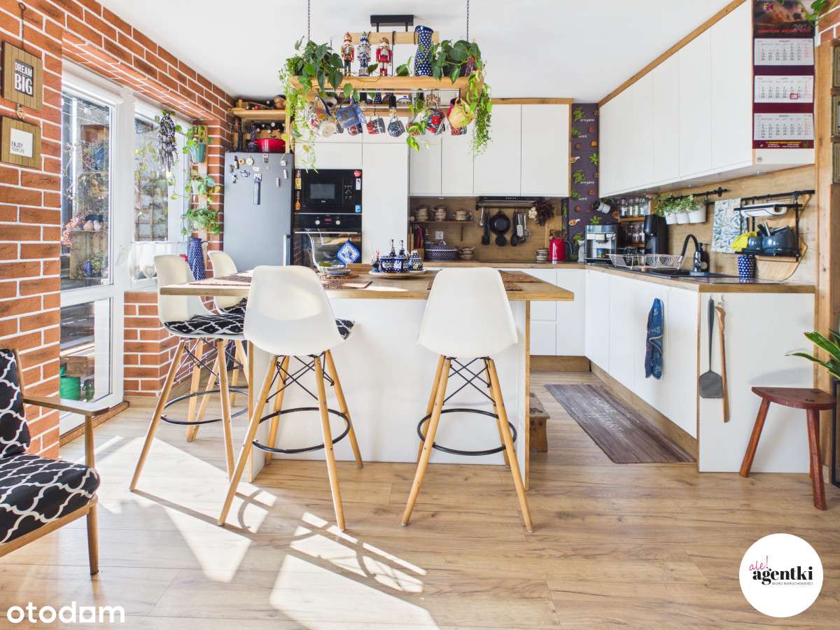 Dom z dużym potencjałem, 7 pokoi, blisko morza!-1