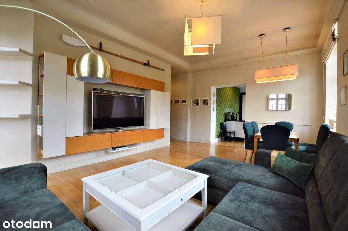 Śliczny i b. wysoki apartament w pięknej kamienicy-3