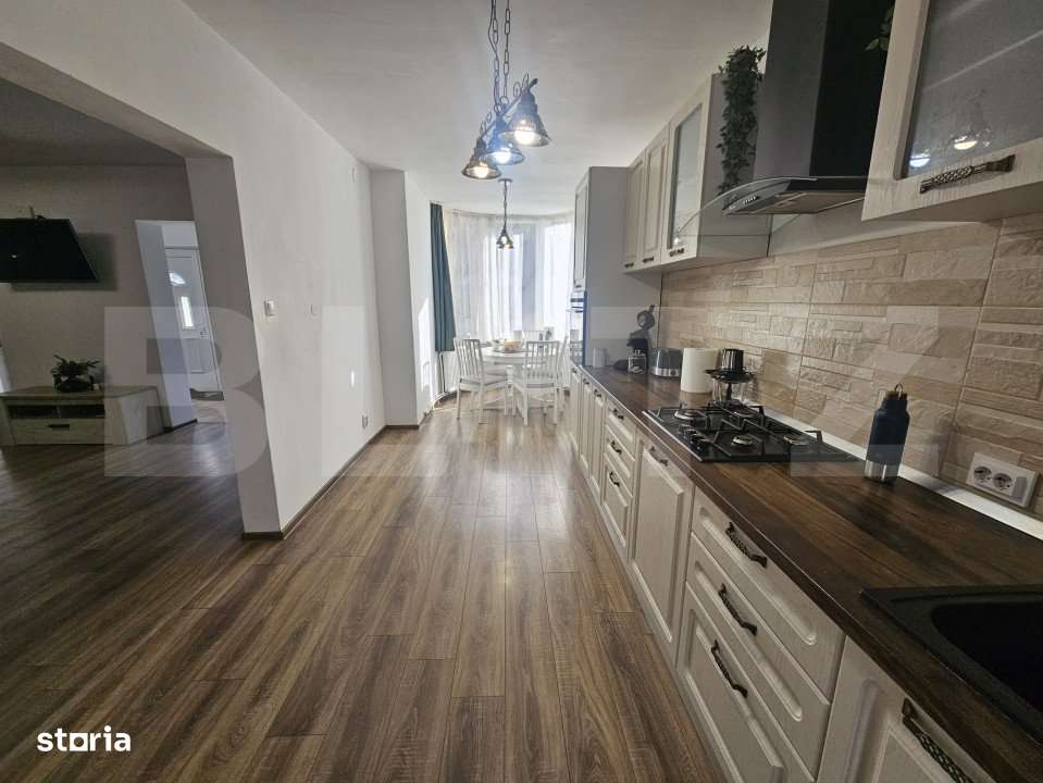 CASA SUPERBĂ CU 5 CAMERE, 168 MP, IN ȘOIMUȘ LA 15 MINUTE DE DEVA - Imagine principală: 5/19