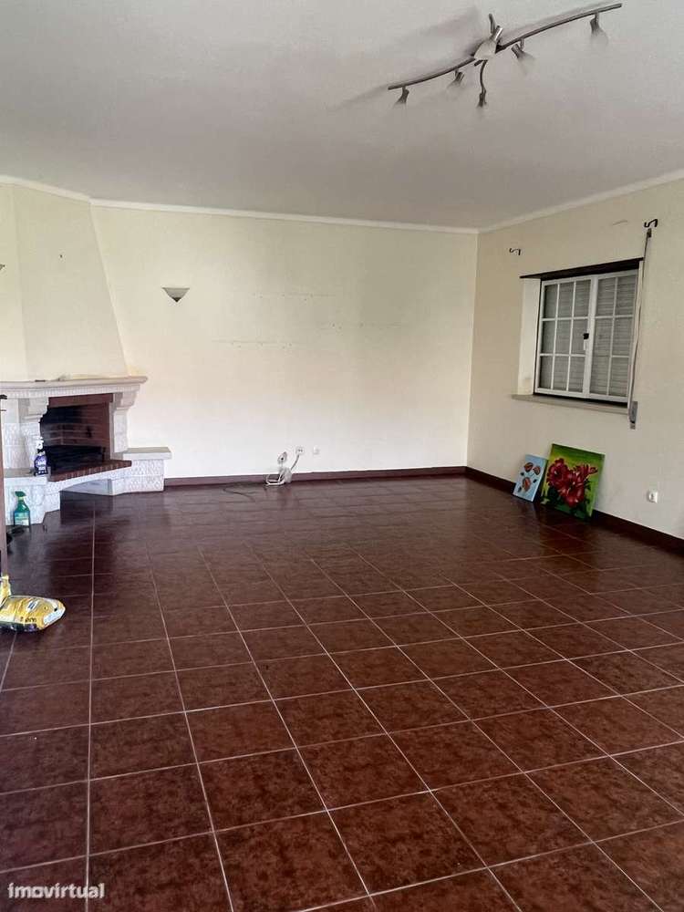 Santa Cruz-A-dos-Cunhados - Grande imagem: 4/31