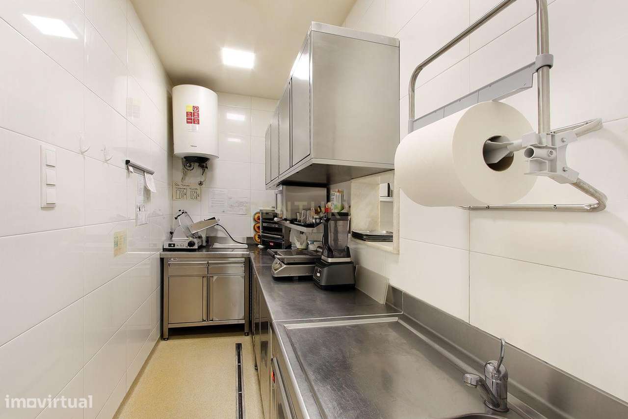 Sintra - Tapada das Mercês, pastelaria/padaria com fabrico próprio par - Grande imagem: 4/25