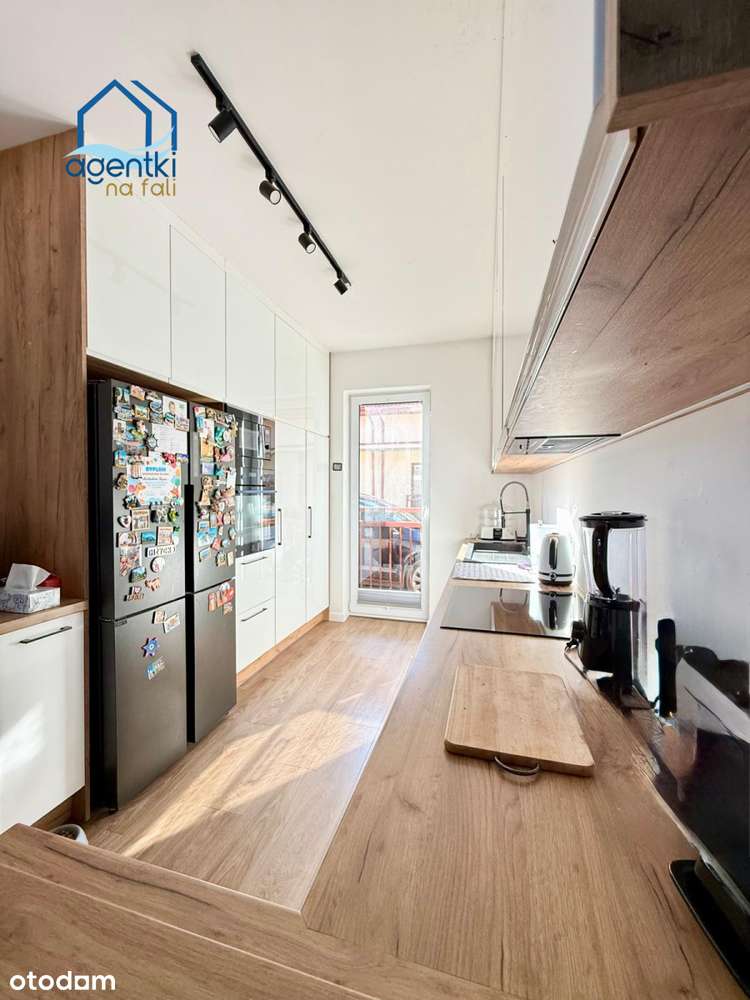 Rodzinny dom w zabudowie szeregowej z ogrodem . - Pełny obrazek: 4/20