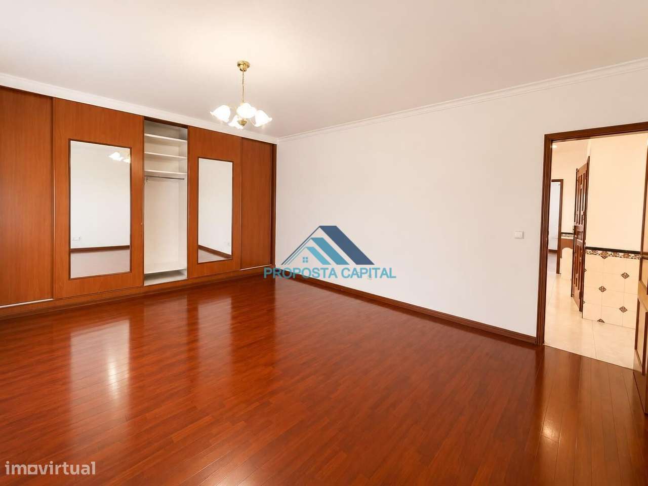 Apartamento T2 Tapada das Mercês-9