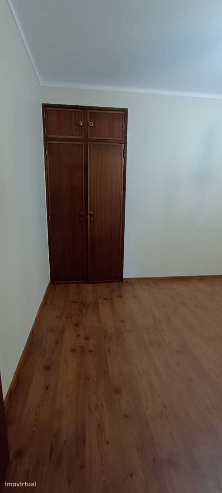 Moradia T6 com Cave, R/Chão e Sótão Aproveitado | A 3 km de Tomar-24