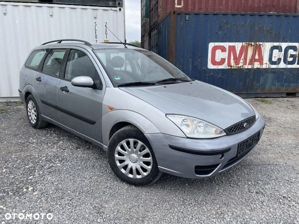 Ford Focus 1.6 16V Ambiente - 4