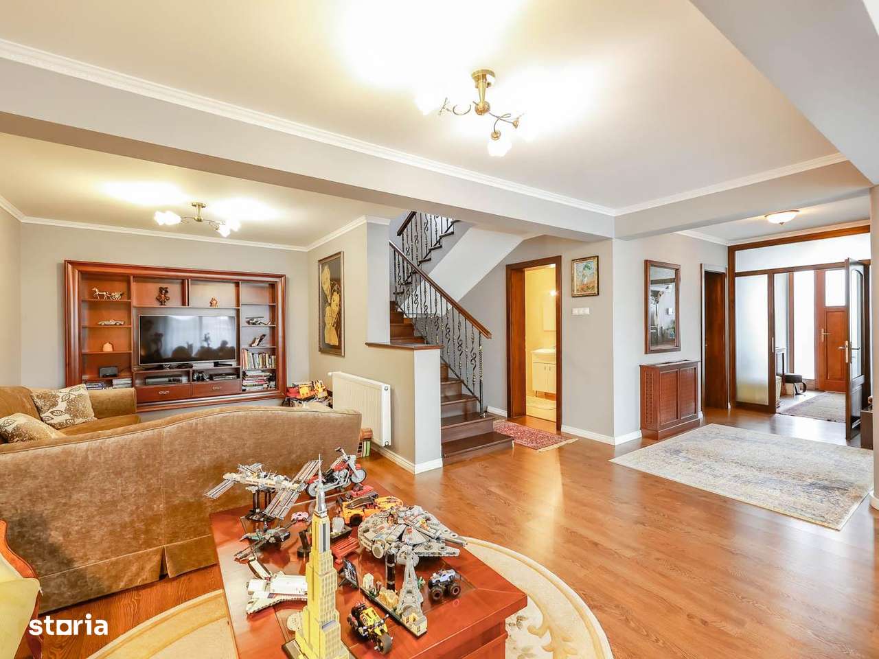 De vânzare vilă de lux în Sânmartin, la câțiva pași de Oradea - Imagine principală: 5/20