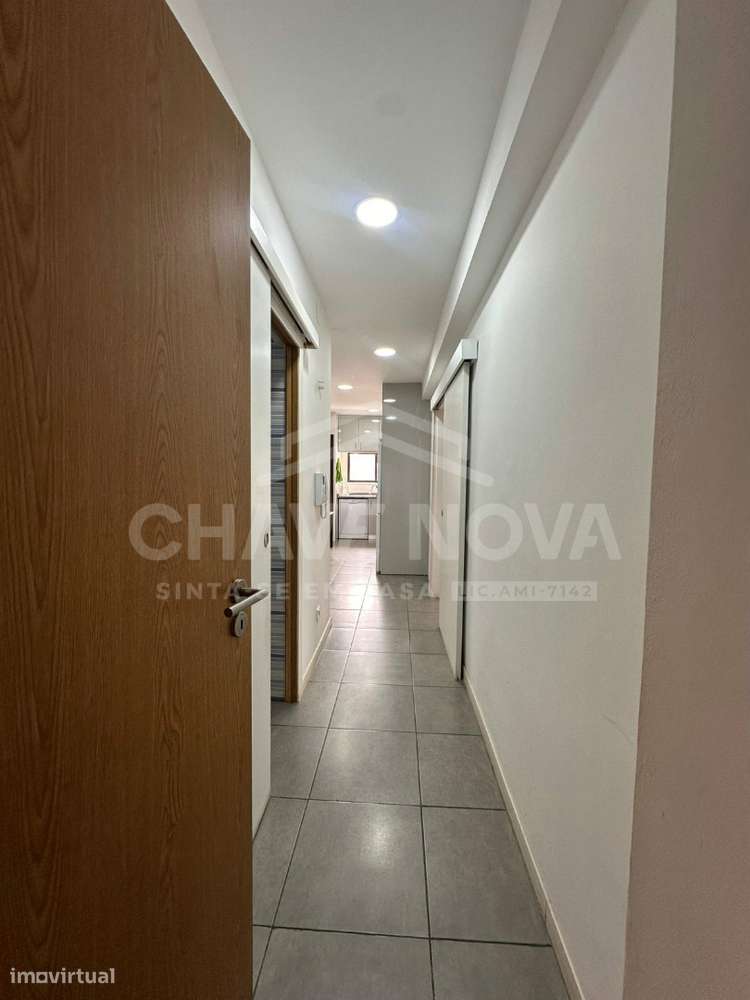 Apartamento T2+1 Renovado para venda, Matosinhos Sul-5