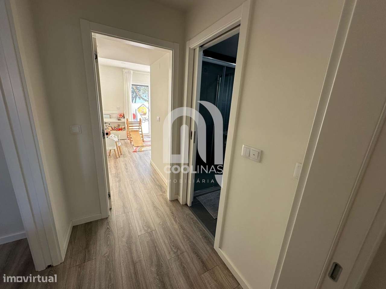 T2 Recente com logradouro e arrecadação ideal para escritório-15