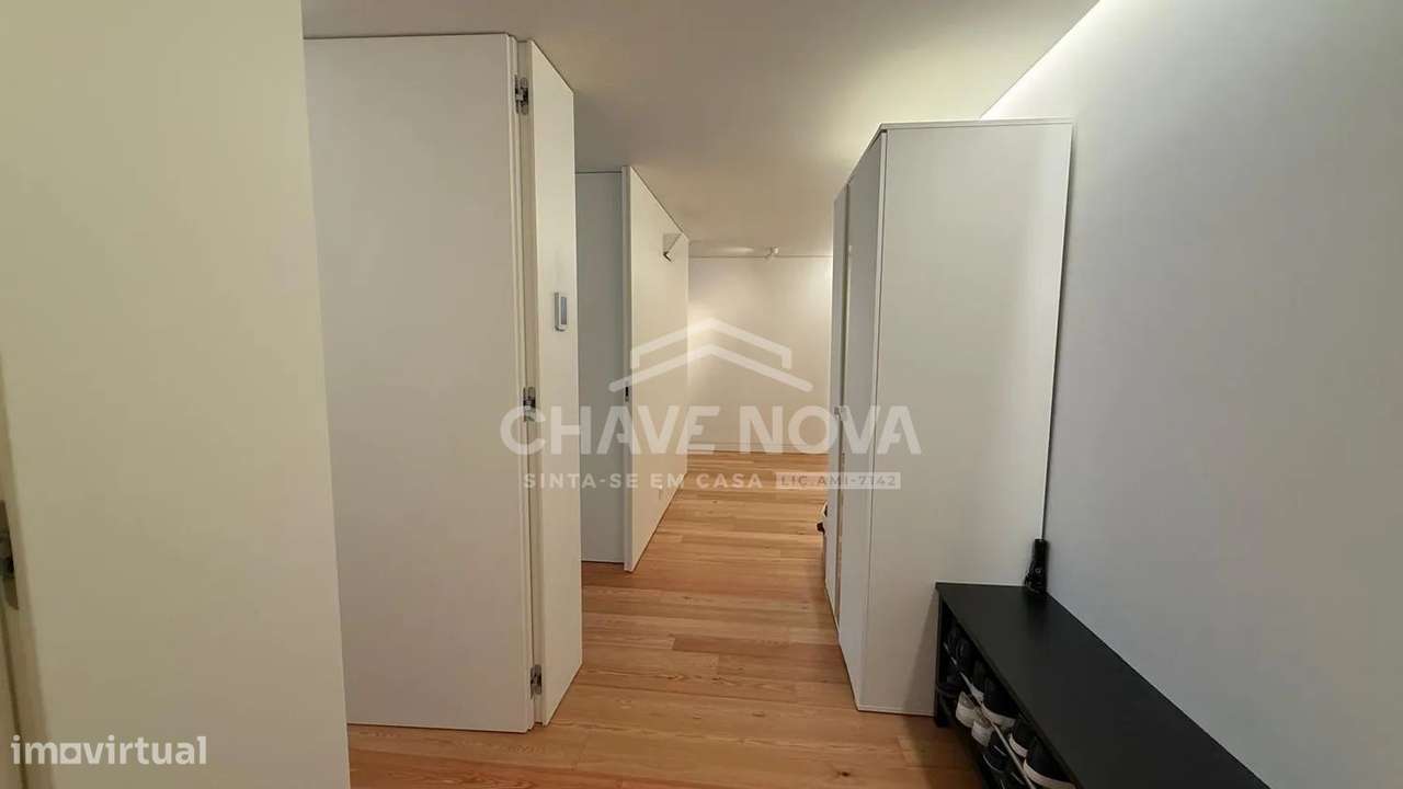 Apartamento t2 à venda na Rua António Bessa Leite-12