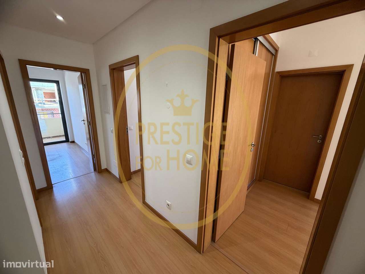 Moradia T5 com Piscina e Garagem Fechada em Condomínio Privado – Boliq-21