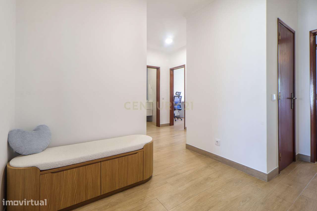 T3 Remodelado em 2024 | Pronto a Habitar | Vendas Novas-15