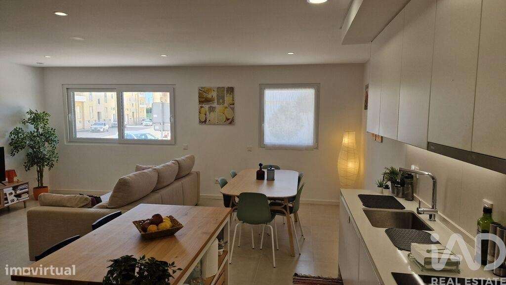 Apartamento T2 em Atouguia da Baleia de 90,00 m2 - Grande imagem: 5/23