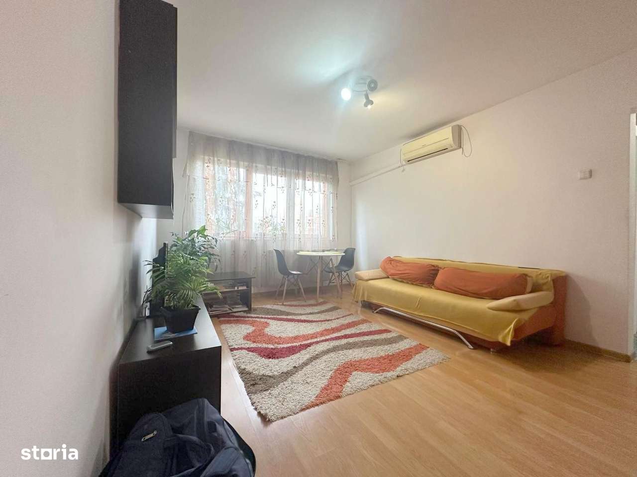 Apartament 3 camere, zona Cetatii-0
