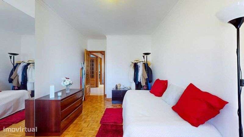 Apartamento T3 - 114m2, muita luz natural, 2WCs (1 suíte), São Marcos - Grande imagem: 4/12