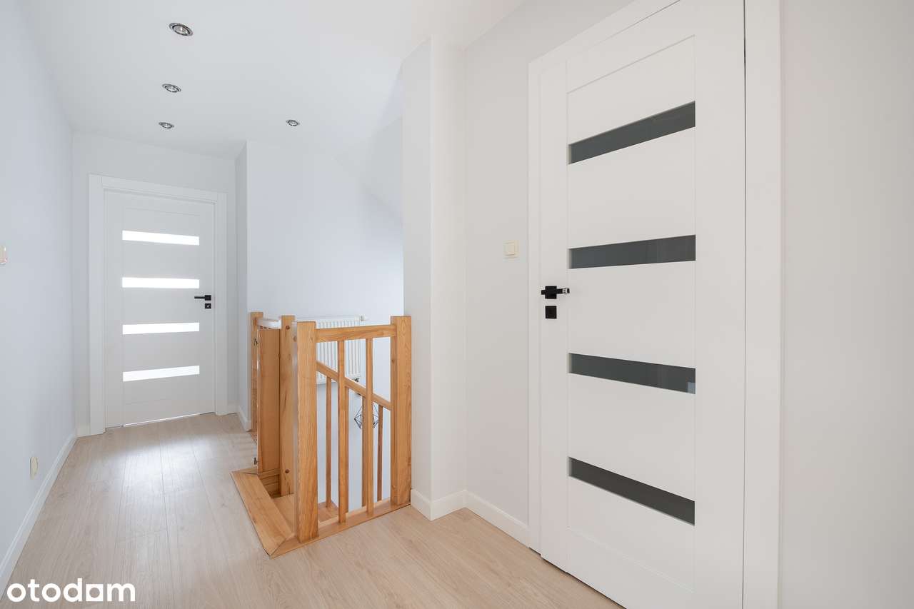 Ponadczasowy, jakościowy dom na dużej działce przy lesie-12