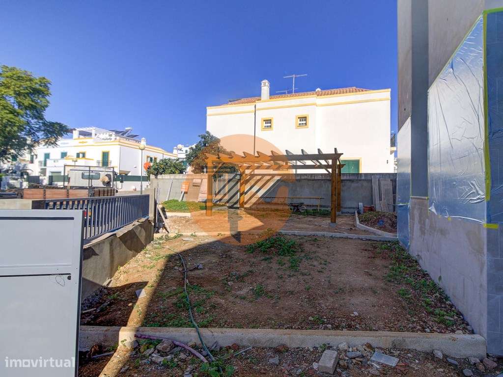 Moradia Isolada V4 com Piscina em Construção - Grande imagem: 5/39