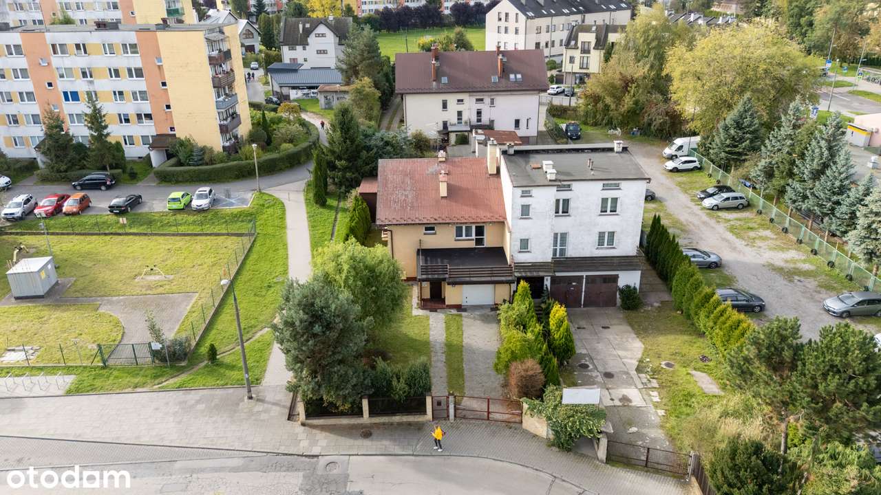 Dom jednorodzinny z zielonym azylem, w centrum Skawiny-0