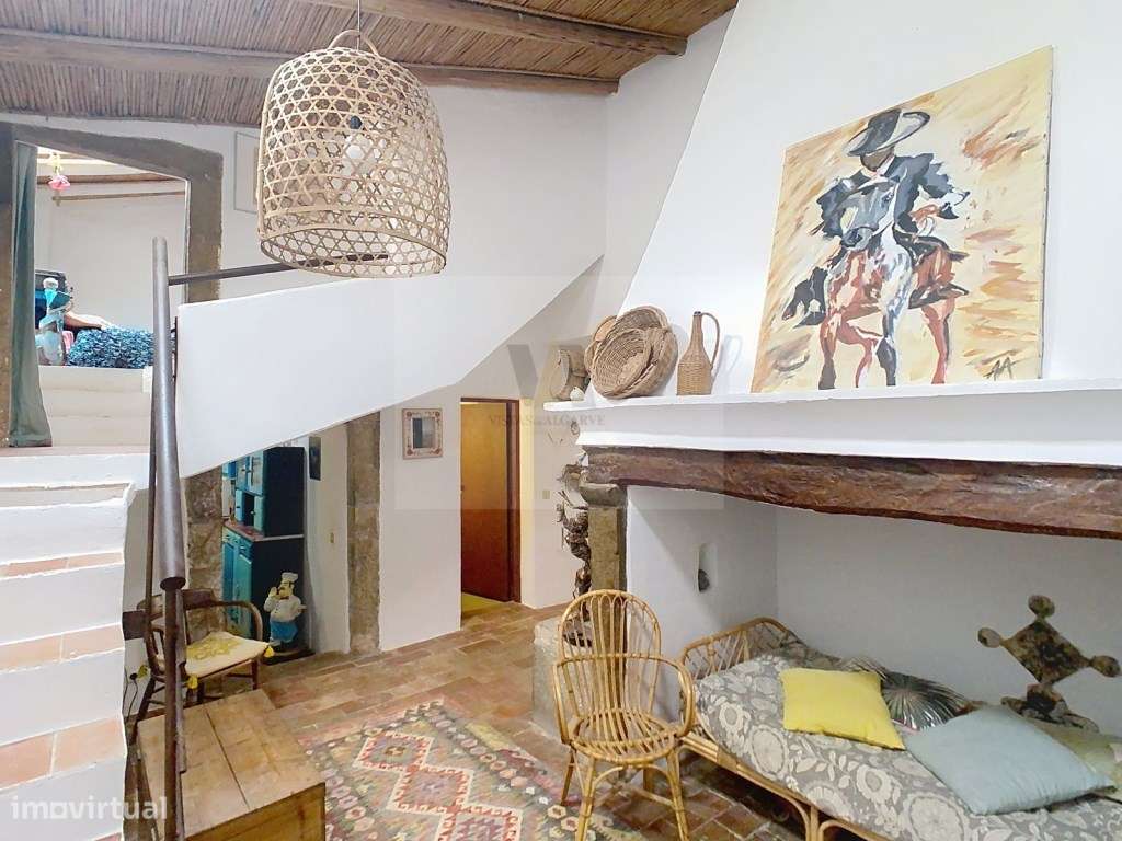 Moradia de charme autêntico + Alojamento Local independente-16